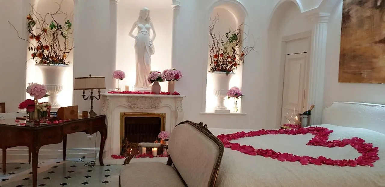 White House Cannes - Luxury Villa Rental 0*,  France
