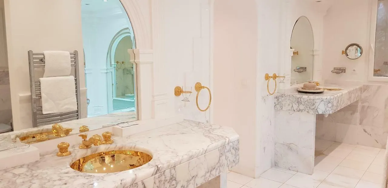 White House Cannes - Luxury Villa Rental France